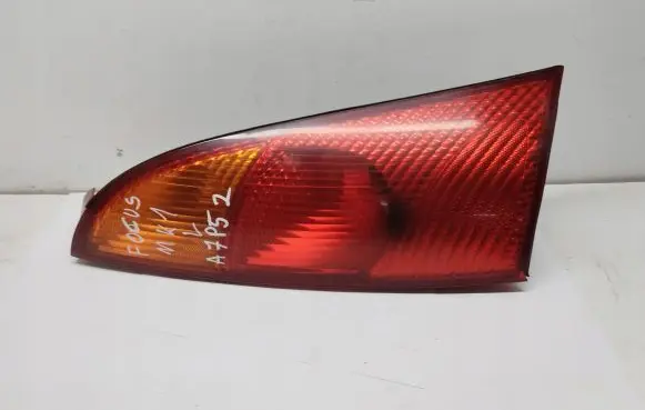 Ford Focus Rear/tail lights 1M5113405