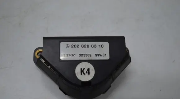 Mercedes-Benz CLK A208 C208 Alarm movement detector/sensor 2028208310