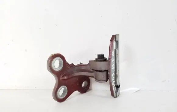 Volvo V60 Front door lower hinge 31218514