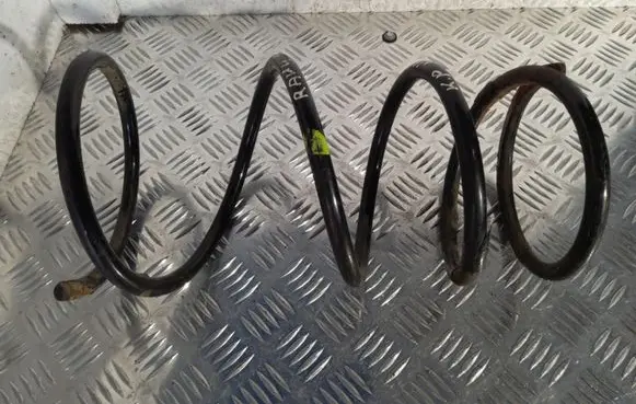 Toyota RAV 4 (XA20) Front coil spring