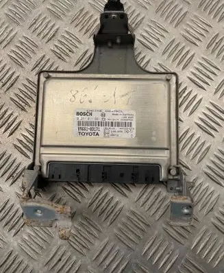 Toyota Yaris Engine control unit/module 896610D171 11280895 0281011651