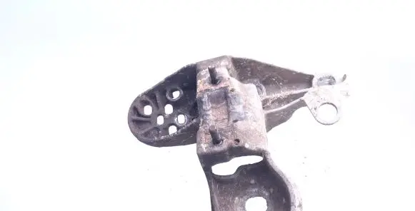 Audi A6 S6 C5 4B Engine mounting bracket 4B0199351B