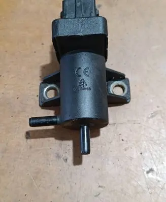 Renault Espace - Grand espace IV Turbo solenoid valve 7700113709
