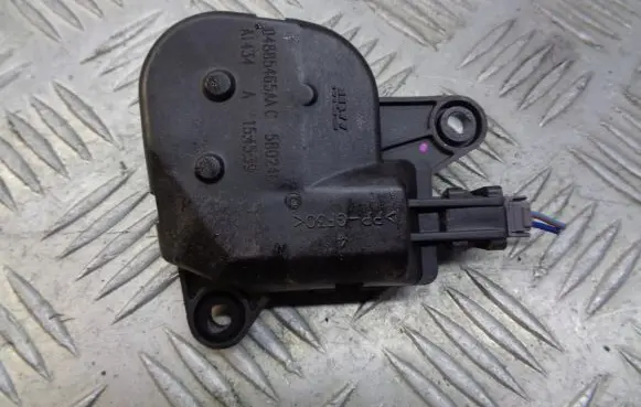 Chrysler Grand Voyager IV Central body control module 04885465AA