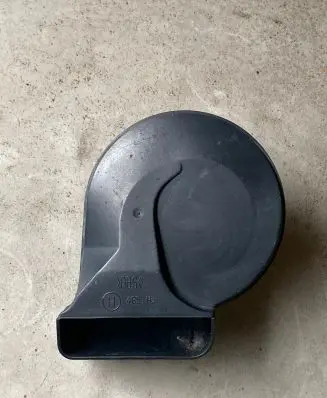 Volvo XC70 Horn signal 49042