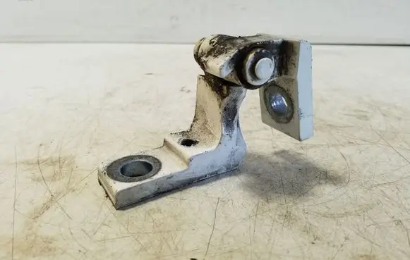 Audi TT TTS Mk2 Front door upper hinge 