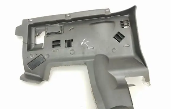 Mercedes-Benz C W203 Dashboard lower bottom trim panel A2036809182 2206890114