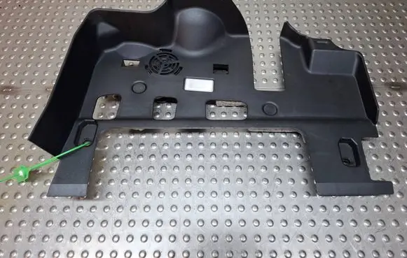 BMW 3 G20 G21 Dashboard lower bottom trim panel S26372622 6805568