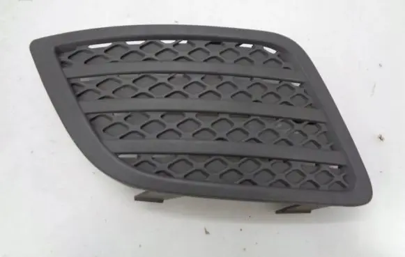 Ford Fiesta Front bumper lower grill 6S6119952