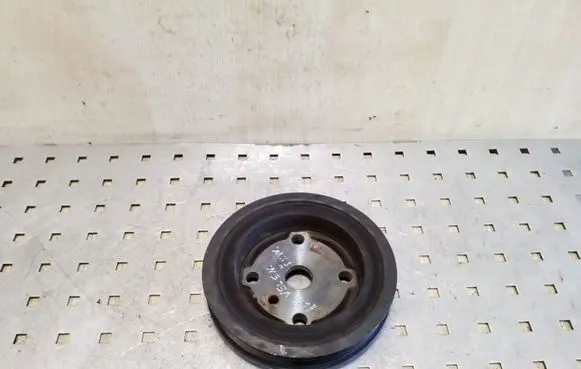 Volvo XC70 Crankshaft pulley 30731865