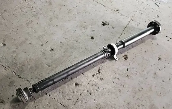 BMW 5 E60 E61 Drive shaft (set) 7573493 003022261009