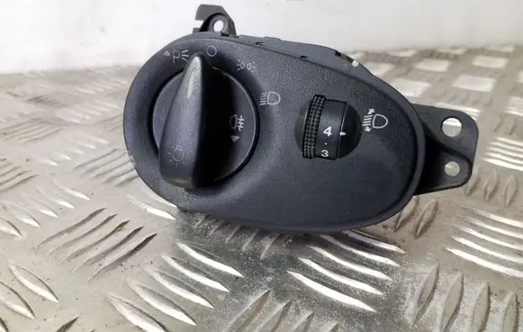Ford Focus Light switch 98AG13A024CH 04052524