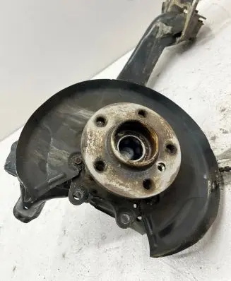 BMW 2 F46 Rear wheel hub spindle/knuckle 6851579 0851579