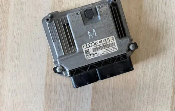 Audi A1 Engine control unit/module 03C906016FS