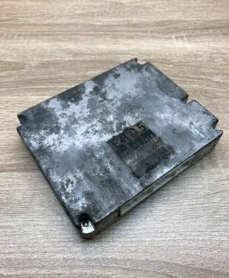 Mazda 323 Engine control unit/module ECU FPD518881A 2797001401