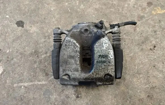 BMW 5 G30 G31 Front brake caliper 53390A 6024330