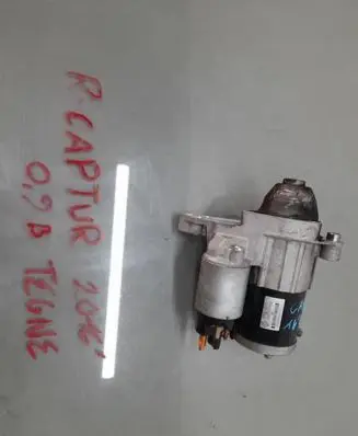 Renault Captur Starter motor 233000557R