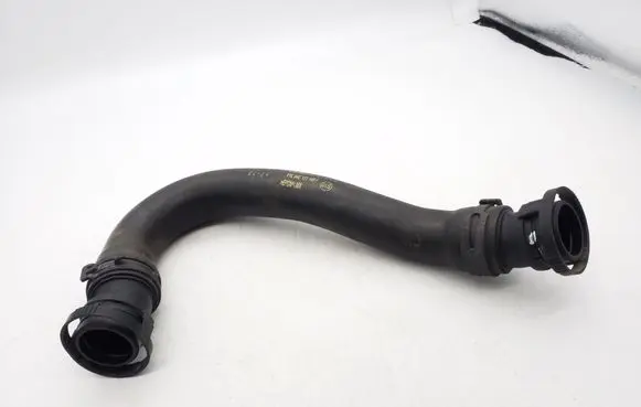 Volkswagen Jetta VI Breather/breather pipe/hose 04E131149F