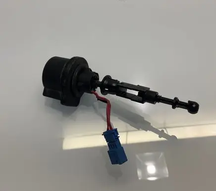 Mercedes-Benz E W211 Headlight level adjustment motor 73485702