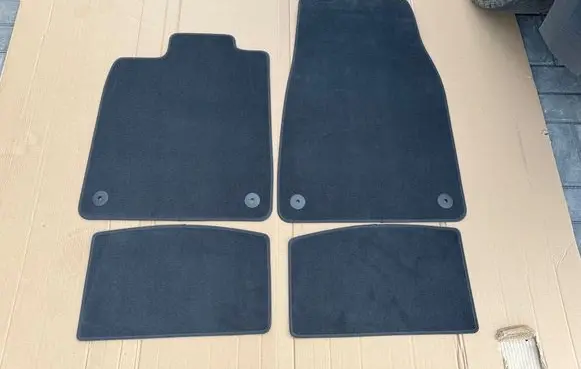 Audi E-tron GT Car floor mat set 4J3864435