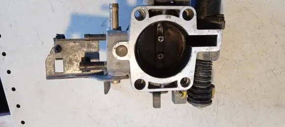 Opel Astra G Throttle body valve 90529710 06881 C-1218