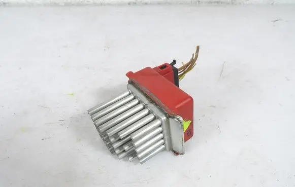 Seat Ibiza III (6L) Heater blower motor/fan resistor 1J0907521