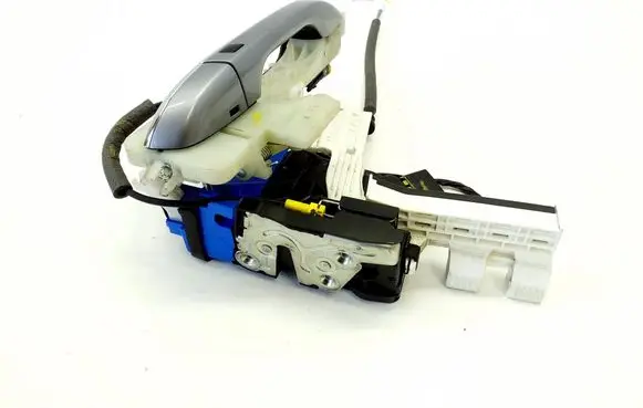 KIA Sportage Front door lock 81320F1310