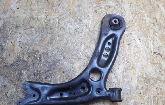 Skoda Octavia Mk3 (5E) Front lower control arm/wishbone 5Q0407182A