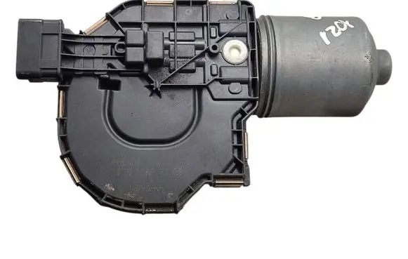 Peugeot 308 Wiper motor 0390241869