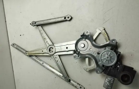 Lexus NX Front door manual window regulator 8571078021 0620205001