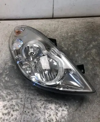Renault Master III Headlight/headlamp