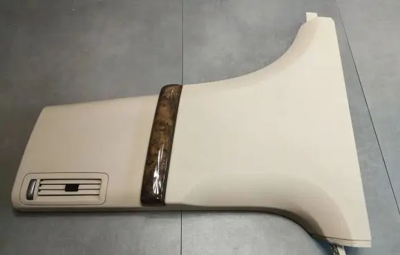 Volkswagen Phaeton (B) pillar trim (bottom) 3D5867297