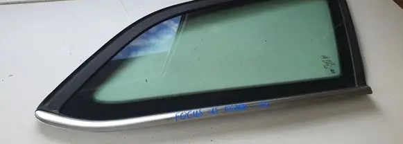 Ford Focus Rear side window