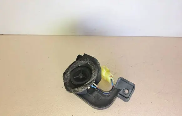 Subaru Outback Front door high frequency speaker 86304AG210