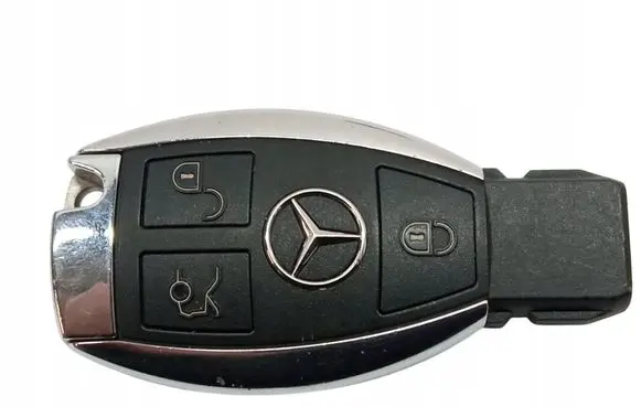 Mercedes-Benz C W205 Ignition key/card 2011DJ1121
