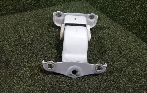 Rear door upper hinge