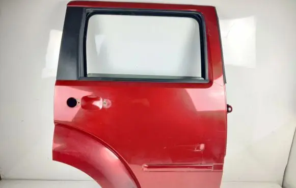 Dodge Nitro Rear door
