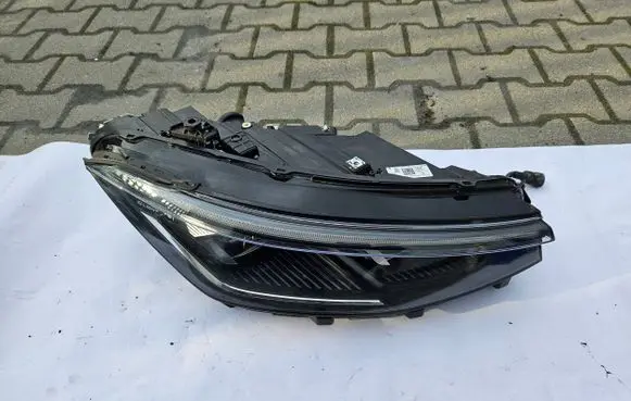 Volkswagen Passat Alltrack Headlight/headlamp 3J1941036 L855540