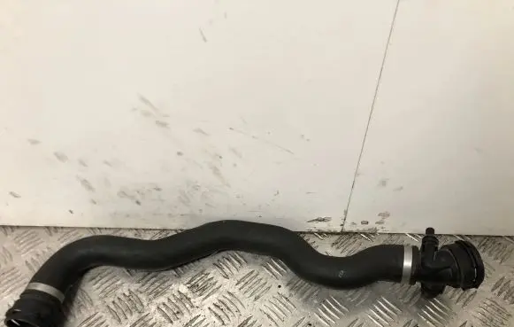 BMW 4 F32 F33 Engine coolant pipe/hose 7811127