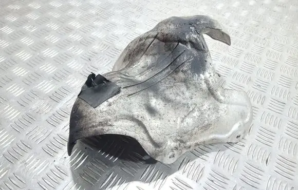 Mitsubishi Outlander Exhaust heat shield