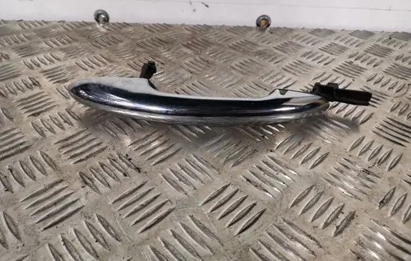 Mini Cooper Countryman F60 Front door exterior handle P111