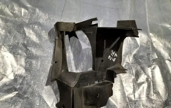 Mercedes-Benz CL C216 Intercooler air channel guide 