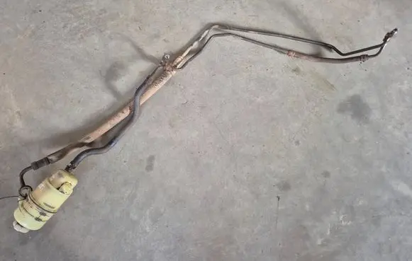 Mitsubishi L200 Power steering hose/pipe/line 