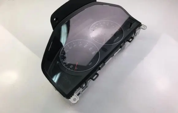 Volvo V70 Speedometer (instrument cluster) 31270898AA