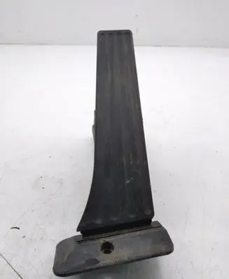 BMW 3 E90 E91 Accelerator throttle pedal 25916010