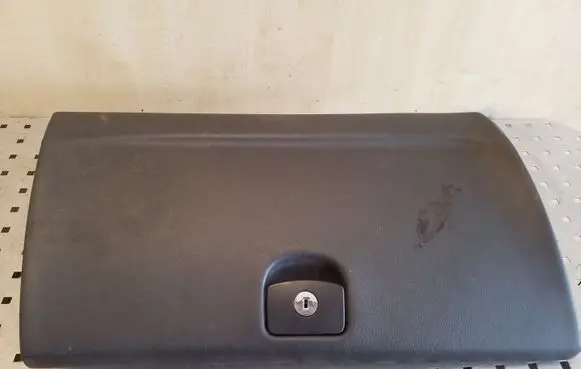 Peugeot 407 Glove box lid/cover 