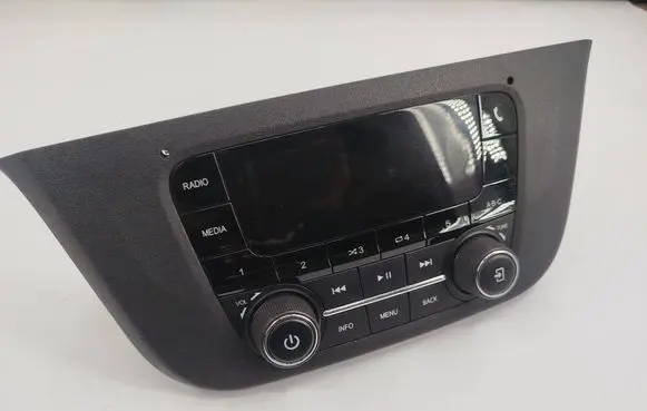 Iveco Daily 6th gen Radio/CD/DVD/GPS head unit 10R0513773 580225635813411 5802256358