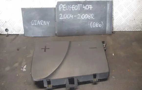 Peugeot 407 Battery box tray cover/lid 9647467980