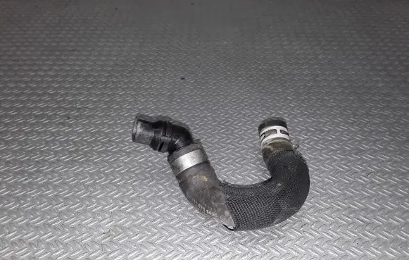 Mercedes-Benz E W211 Engine coolant pipe/hose 2118301496