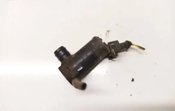 Volvo S60 Windscreen/windshield washer pump 9169611